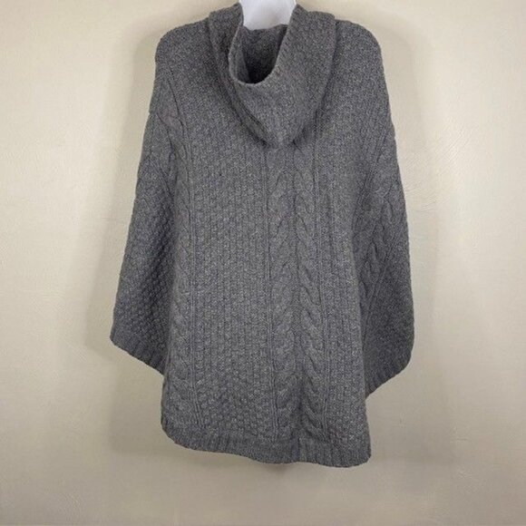 Eddie Bauer Lambswool Poncho Size M/L Gray Cable Knit Hooded Preppy Boho Cottage - Picture 5 of 11